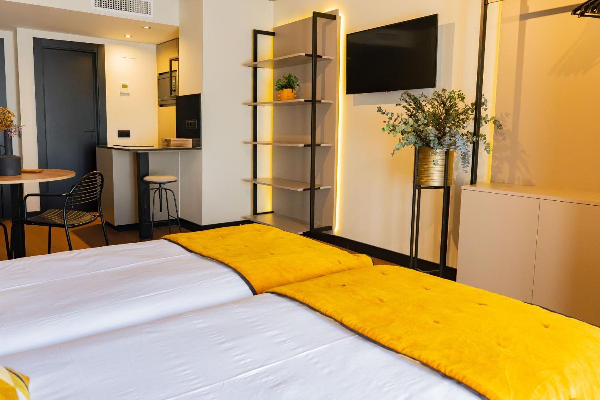 Bubu - Apartamentos En El Centro มาลากา ภายนอก รูปภาพ