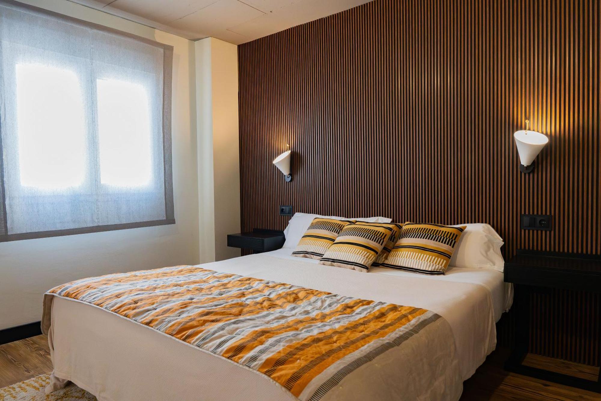 Bubu - Apartamentos En El Centro มาลากา ภายนอก รูปภาพ